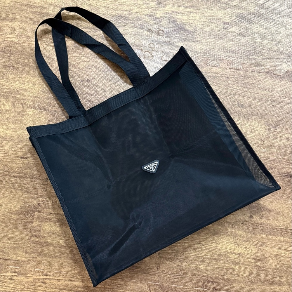 Fashion Inspired shoulder handbag new